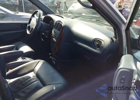 2001 Chrysler Town & Country Lxi z USA, uszkodzony, nr VIN 2C4GP54L21R296268